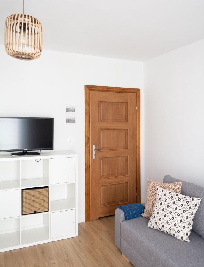 Dom Latarnika Apartment Jaroslawiec Bagian luar foto