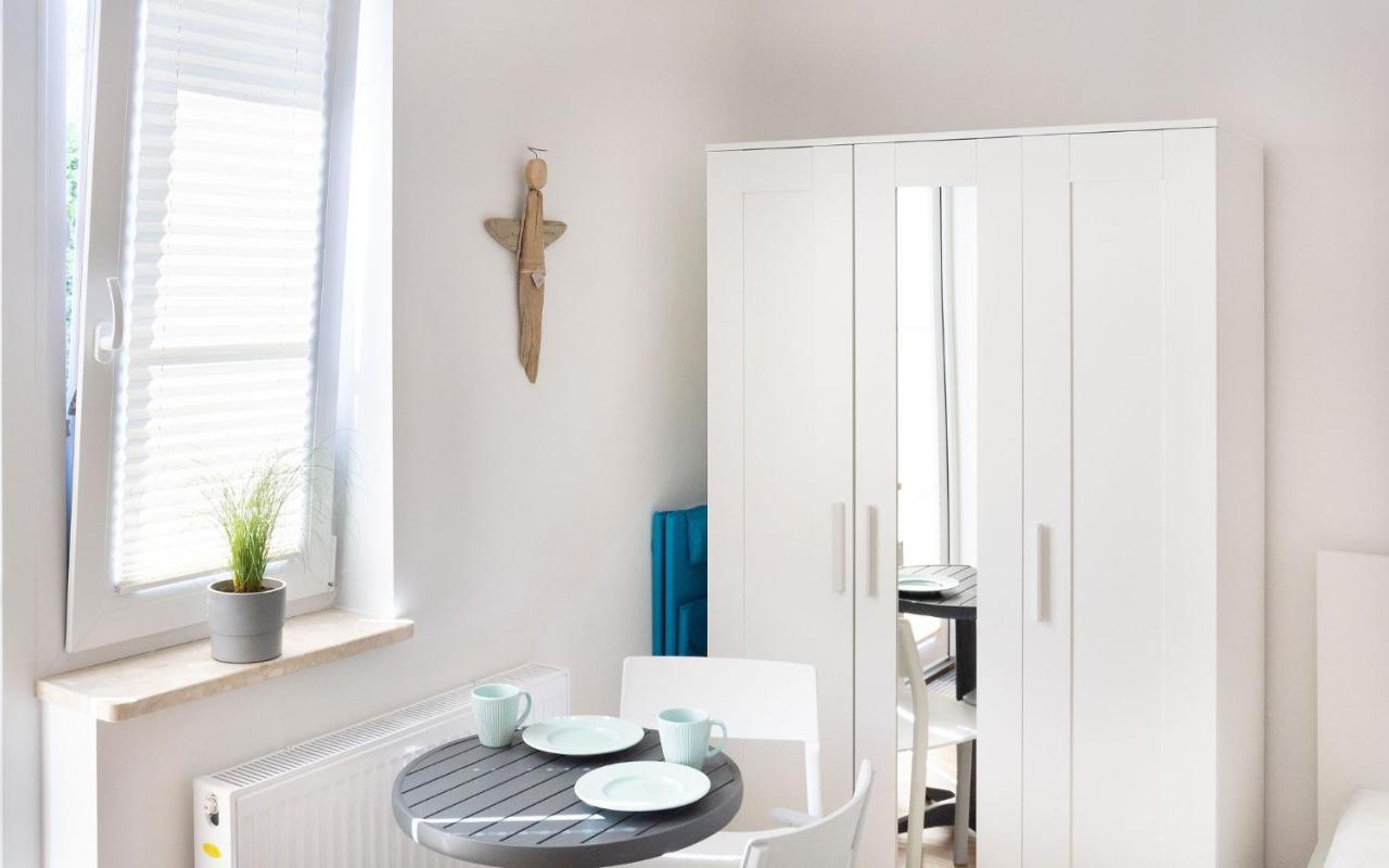 Dom Latarnika Apartment Jaroslawiec Bagian luar foto