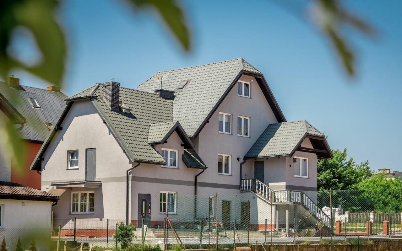 Dom Latarnika Apartment Jaroslawiec Bagian luar foto